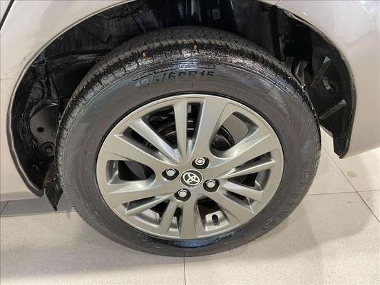 TOYOTA-YARIS-2020
