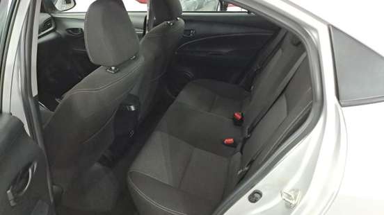 TOYOTA-YARIS-2024