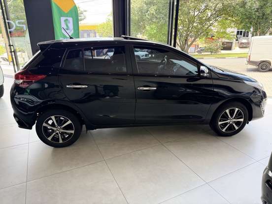TOYOTA-YARIS-1.5 16V FLEX XLS MULTIDRIVE TOYOTA-YARIS-2018
