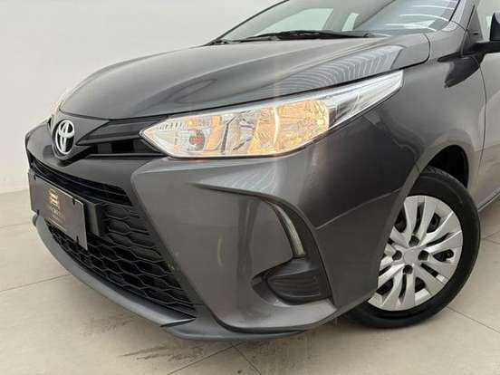 TOYOTA-YARIS-1.5 16V FLEX XLS MULTIDRIVE TOYOTA-YARIS-2024