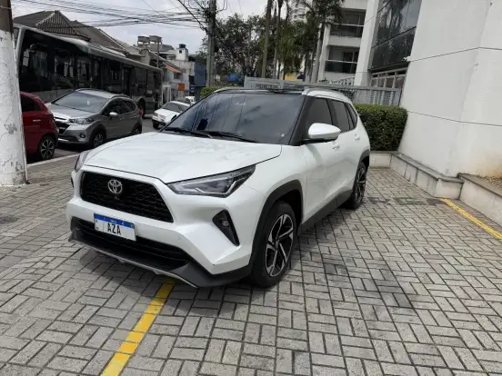 TOYOTA-YARIS CROSS-2026