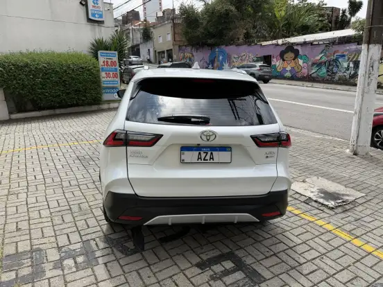 TOYOTA-YARIS CROSS-2026