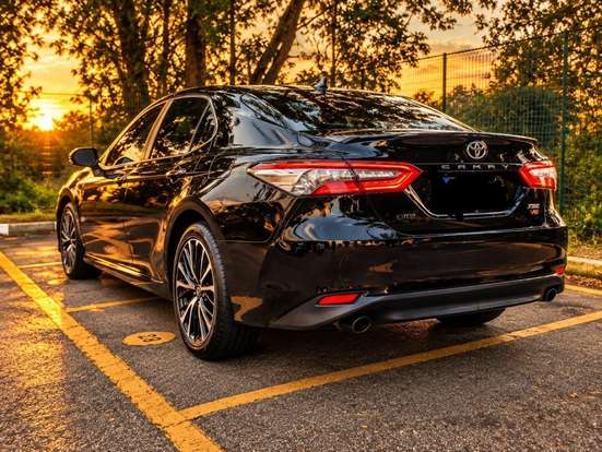 TOYOTA-CAMRY-2020