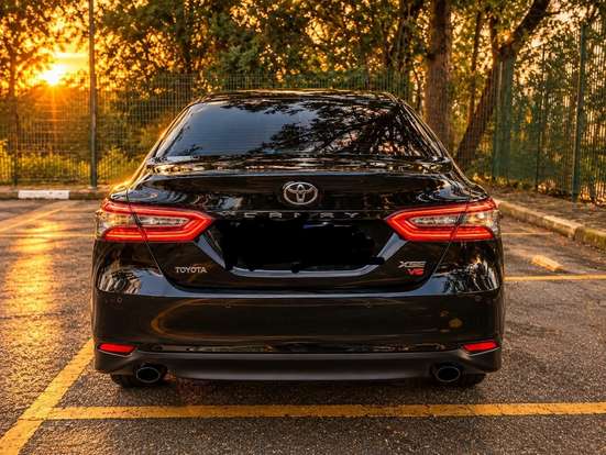 TOYOTA-CAMRY-2020