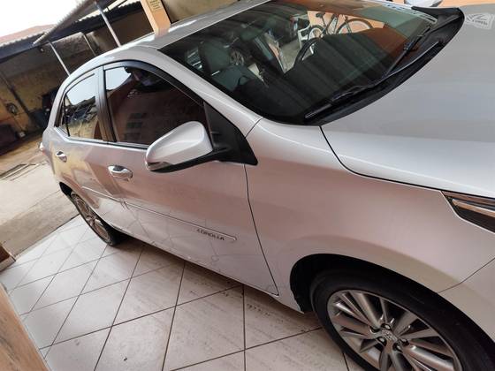 TOYOTA COROLLA 1.8 GLI UPPER 16V FLEX 4P AUTOMÁTICO