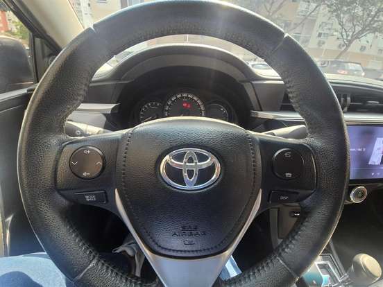 TOYOTA-COROLLA-1.8 GLI UPPER 16V FLEX 4P AUTOMÁTICO TOYOTA-COROLLA-2015