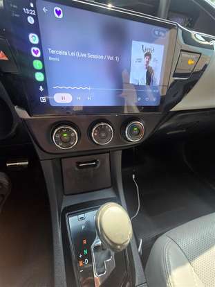 TOYOTA-COROLLA-2015