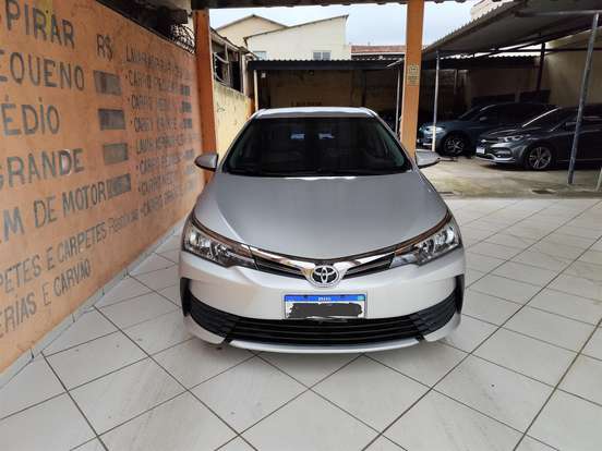 TOYOTA-COROLLA-2018