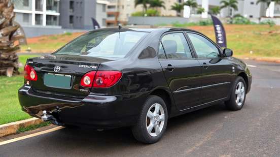 TOYOTA-COROLLA-2005