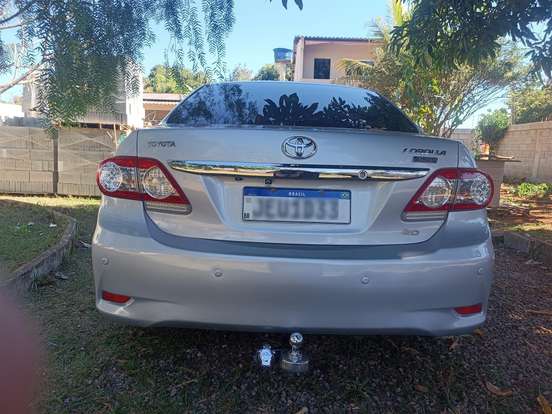 TOYOTA-COROLLA-2013