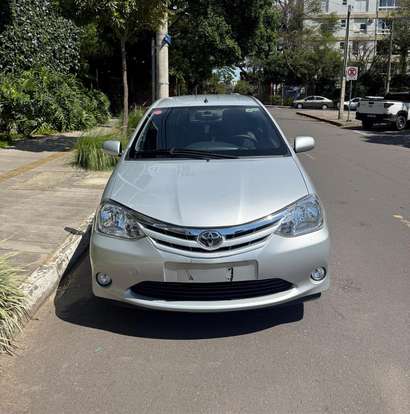 TOYOTA-ETIOS-1.5 XLS 16V FLEX 4P MANUAL TOYOTA-ETIOS-2013