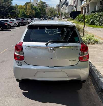 TOYOTA-ETIOS-1.5 XLS 16V FLEX 4P MANUAL TOYOTA-ETIOS-2013