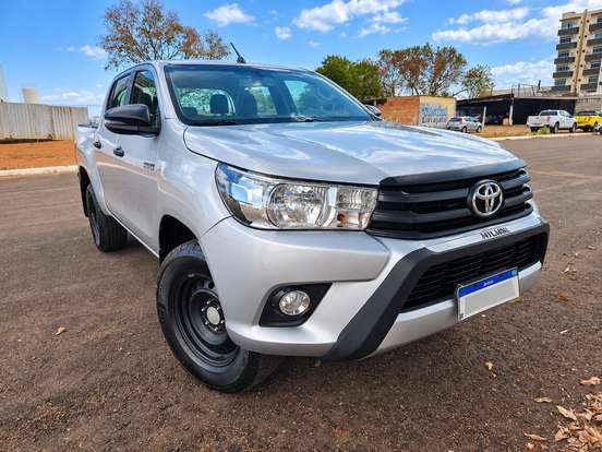 TOYOTA-HILUX-2.8 POWER PACK 4X4 CD 16V DIESEL 4P MANUAL TOYOTA-HILUX-2020