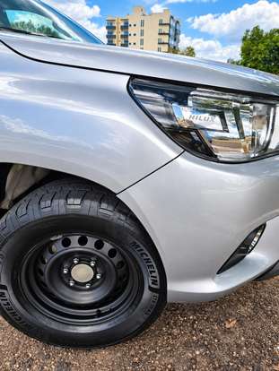 TOYOTA-HILUX-2020