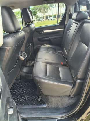 TOYOTA-HILUX-2.8 SRX 4X4 CD 16V DIESEL 4P AUTOMÁTICO TOYOTA-HILUX-2016