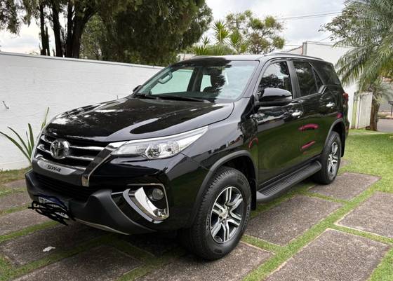 TOYOTA HILUX SW4 2.7 SRV 7 LUGARES 4X2 16V FLEX 4P AUTOMÁTICO