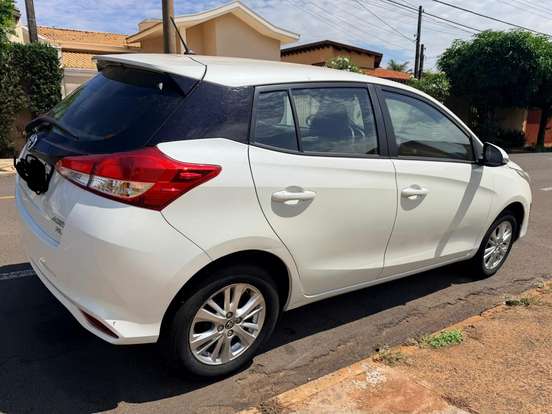 TOYOTA-YARIS-1.3 16V FLEX XL MULTIDRIVE TOYOTA-YARIS-2019