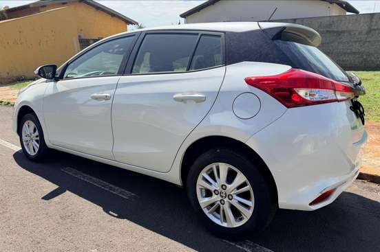 TOYOTA-YARIS-2019