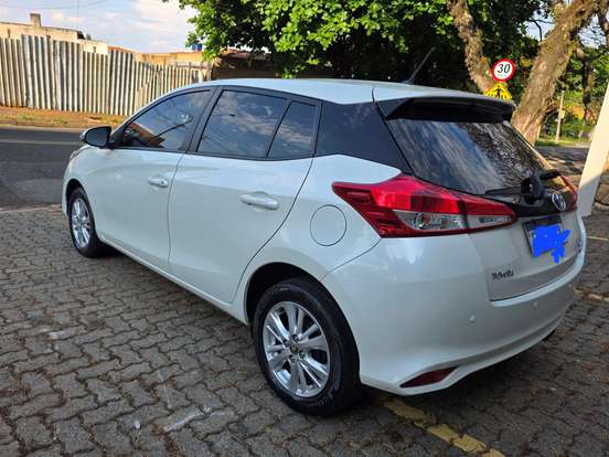 TOYOTA-YARIS-1.3 16V FLEX XL MULTIDRIVE TOYOTA-YARIS-2019