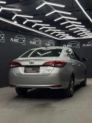TOYOTA-YARIS-2021