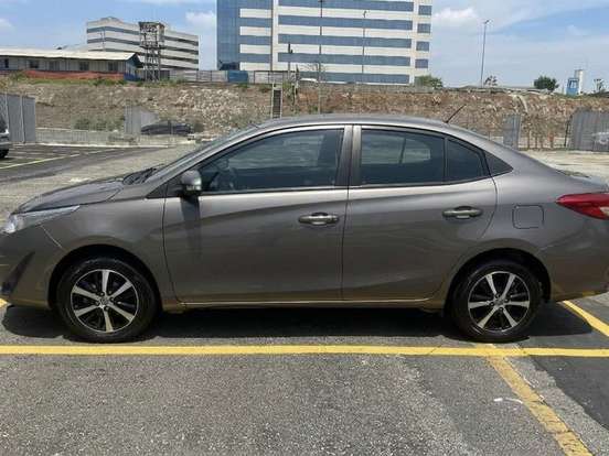 TOYOTA-YARIS-1.5 16V FLEX SEDAN XS MULTIDRIVE TOYOTA-YARIS-2018