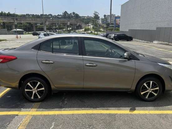TOYOTA-YARIS-1.5 16V FLEX SEDAN XS MULTIDRIVE TOYOTA-YARIS-2018