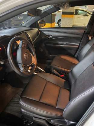 TOYOTA-YARIS-2021