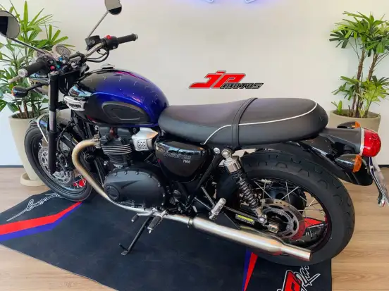 TRIUMPH-BONNEVILLE T100 900-2024