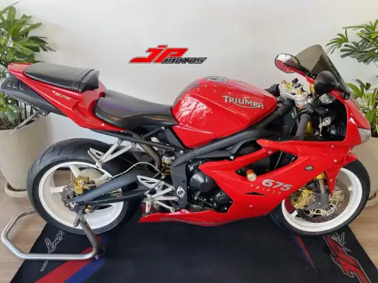 TRIUMPH-DAYTONA 675-2009