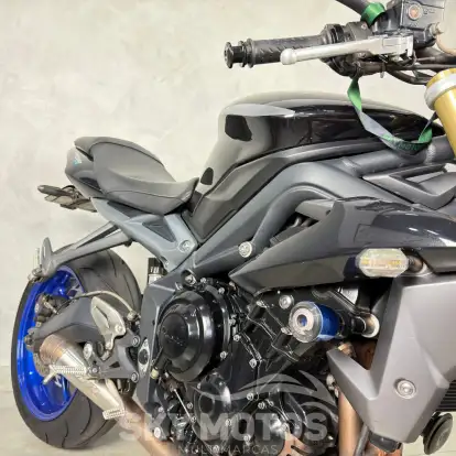 TRIUMPH-STREET TRIPLE 675 ABS-2013