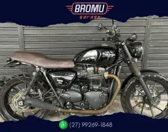 TRIUMPH STREET TWIN TRIUMPH STREET TWIN