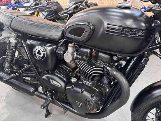 TRIUMPH-BONNEVILLE T120 1200-2019