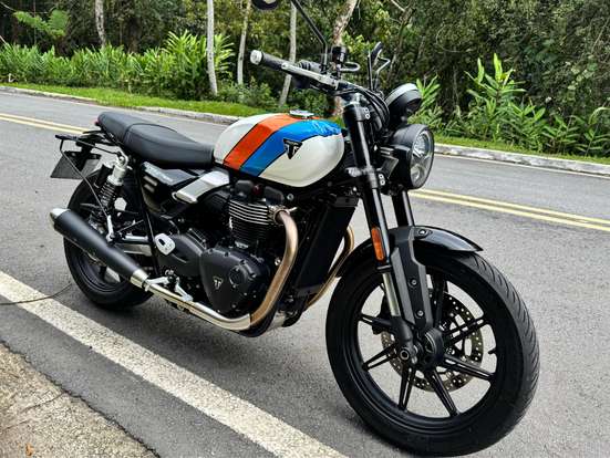 TRIUMPH-SPEED TWIN 900-2026
