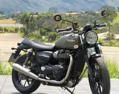 TRIUMPH STREET TWIN TRIUMPH STREET TWIN