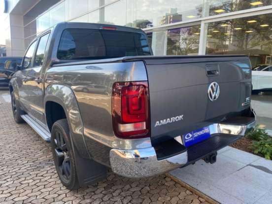 VOLKSWAGEN-AMAROK-2024