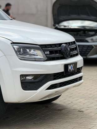 VOLKSWAGEN-AMAROK-2020