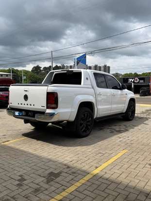 VOLKSWAGEN-AMAROK-2020