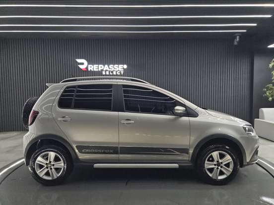 VOLKSWAGEN-CROSSFOX-1.6 MI FLEX 8V 4P MANUAL VOLKSWAGEN-CROSSFOX-2010