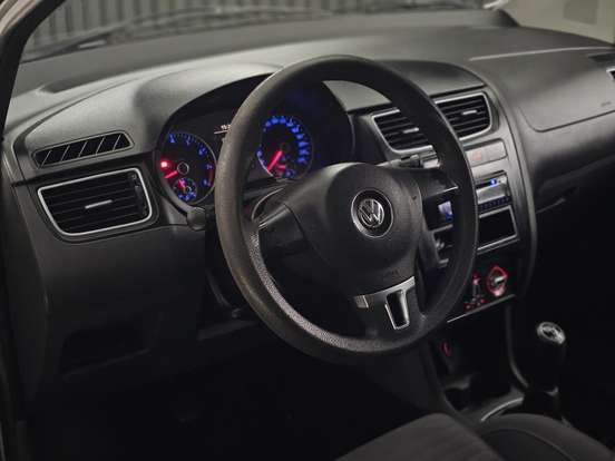 VOLKSWAGEN-CROSSFOX-1.6 MI FLEX 8V 4P MANUAL VOLKSWAGEN-CROSSFOX-2010