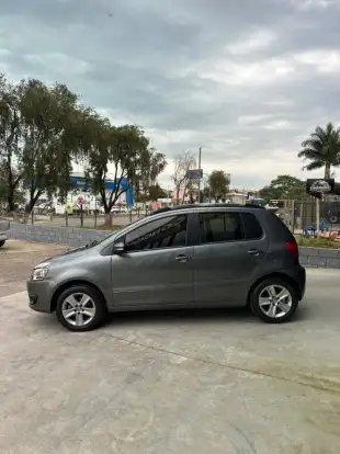 VOLKSWAGEN-FOX-2012