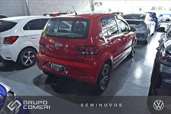 VOLKSWAGEN-FOX-2018