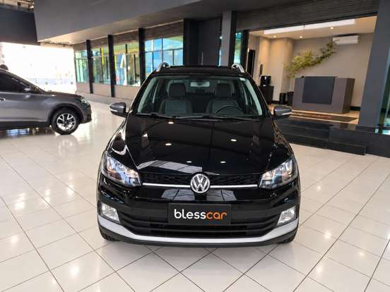 VOLKSWAGEN-FOX-2019
