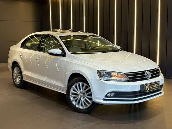 VOLKSWAGEN-JETTA-2016