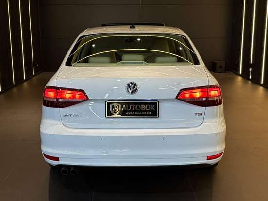 VOLKSWAGEN-JETTA-2016