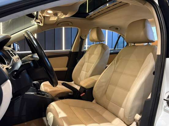 VOLKSWAGEN-JETTA-2016