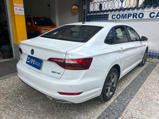 VOLKSWAGEN-JETTA-1.4 250 TSI TOTAL FLEX R-LINE TIPTRONIC VOLKSWAGEN-JETTA-2018