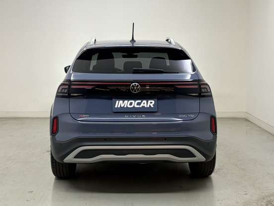 VOLKSWAGEN-NIVUS-1.0 200 TSI TOTAL FLEX HIGHLINE AUTOMÁTICO VOLKSWAGEN-NIVUS-2025