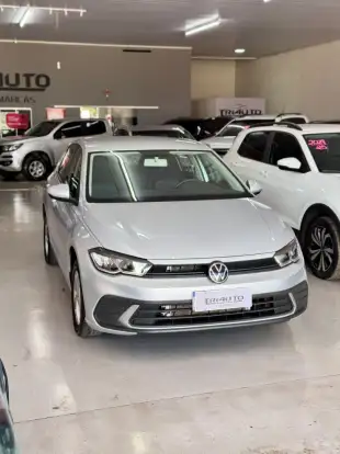 VOLKSWAGEN-POLO-2022