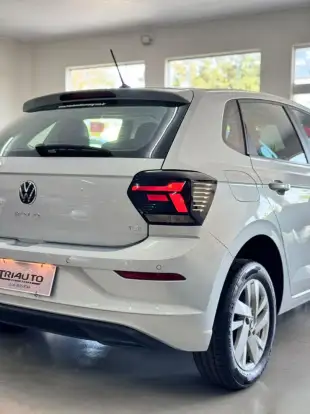 VOLKSWAGEN-POLO-2022