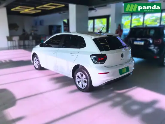 VOLKSWAGEN-POLO-2024